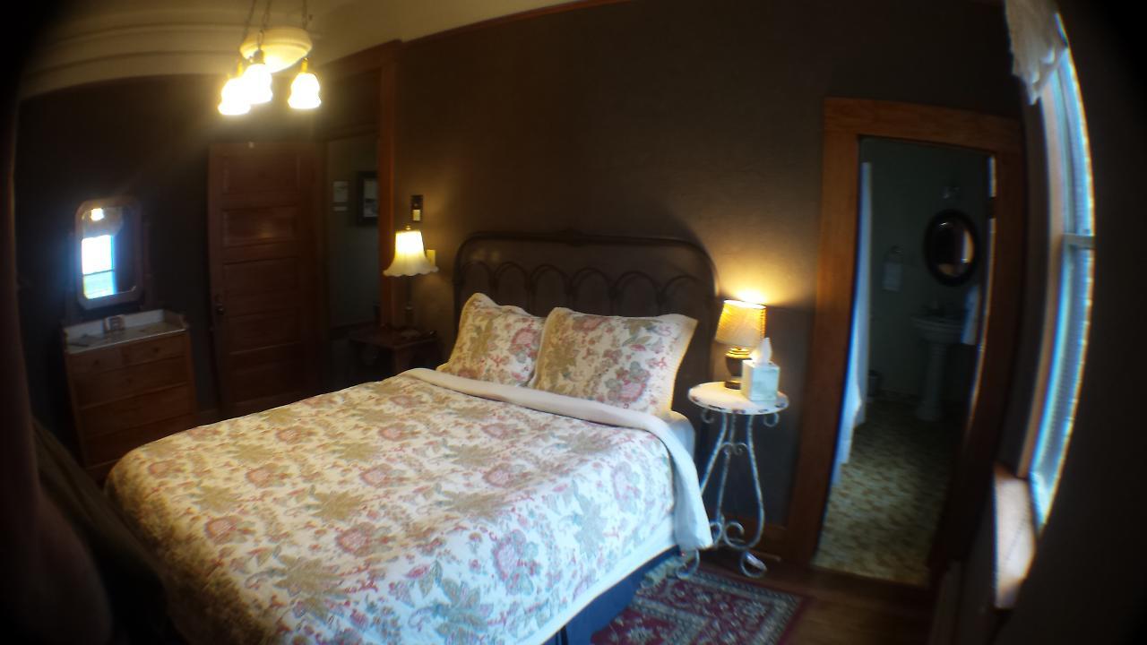 Balch Hotel Dufur Extérieur photo