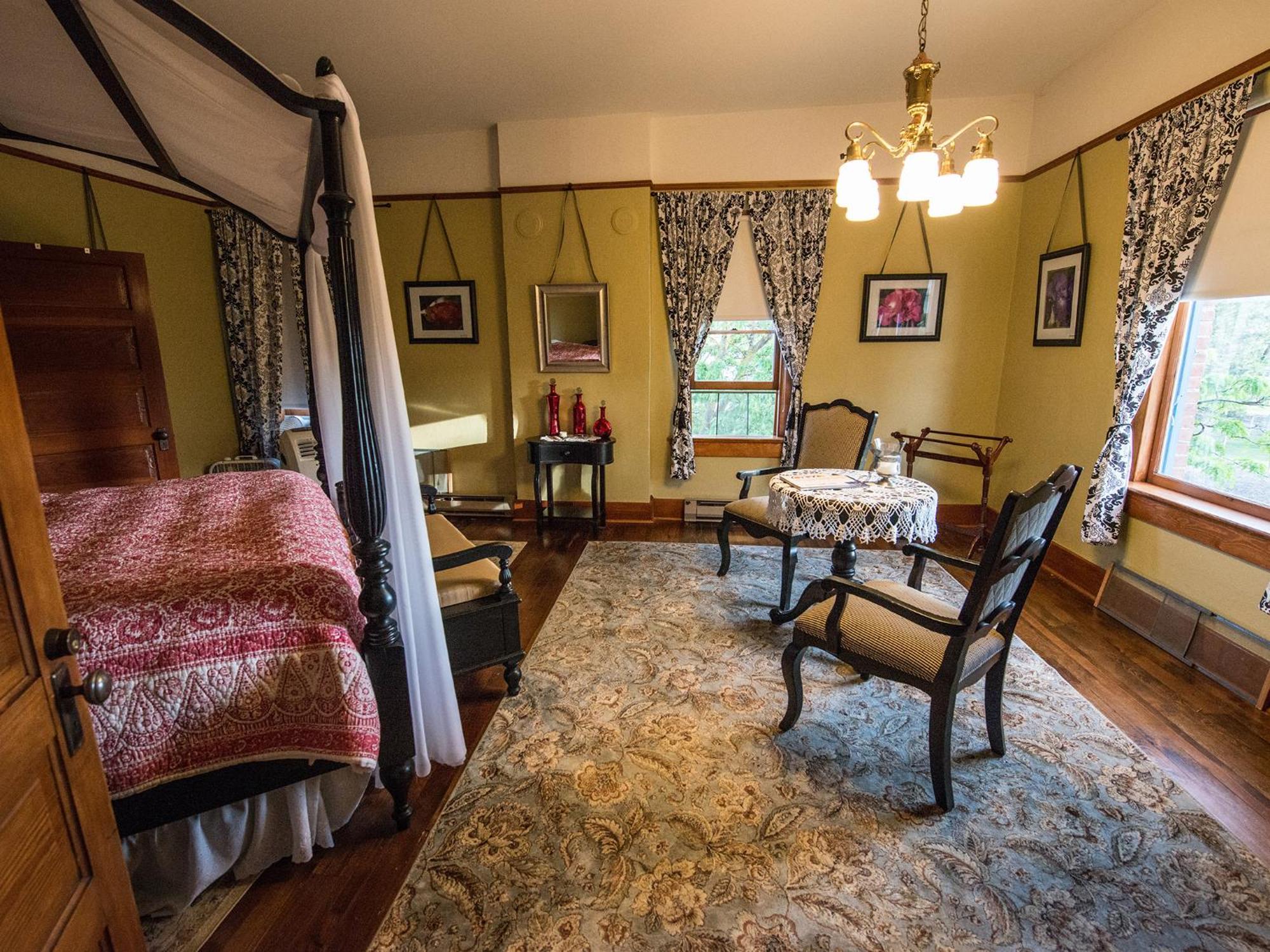 Balch Hotel Dufur Chambre photo