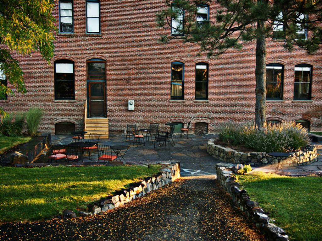 Balch Hotel Dufur Extérieur photo