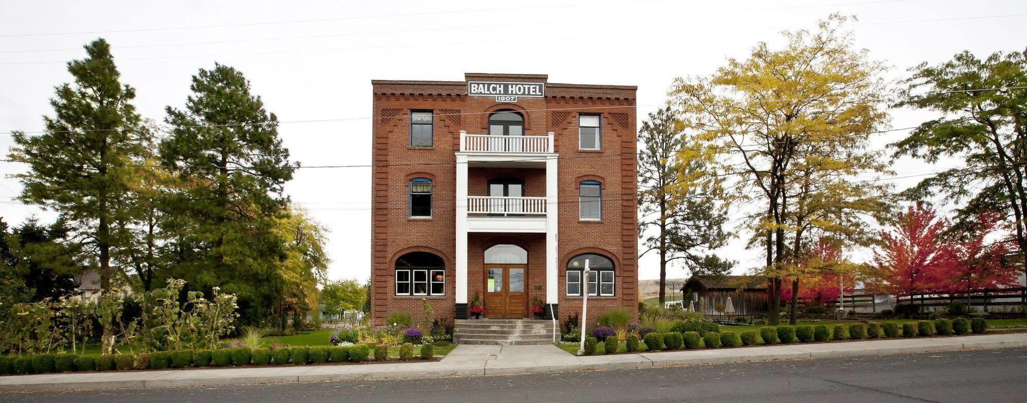 Balch Hotel Dufur Extérieur photo